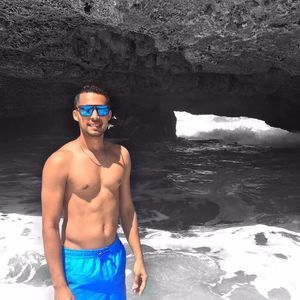 Meet your Posher, Raul